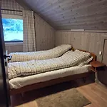 别墅 Harteigen Lofoten Retreat