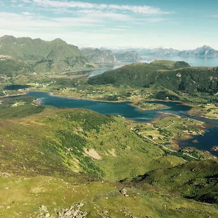 Harteigen Lofoten Retreat Вилла *