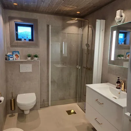 Harteigen Lofoten Retreat